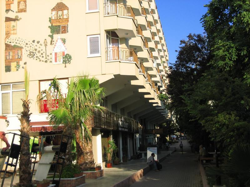 Surtel Hotel Kusadası Extérieur photo