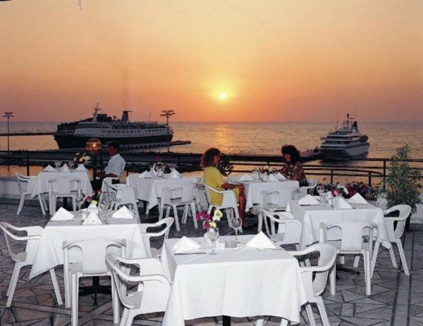 Surtel Hotel Kusadası Extérieur photo